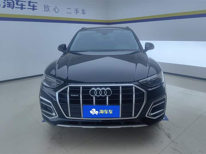 Фото 2 - Audi Q5L