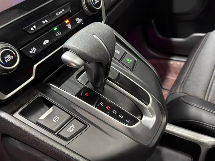 Фото 8 - Honda CR-V