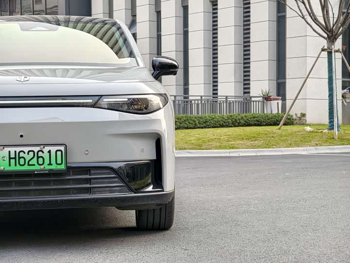 Фото 8 - Leapmotor C10