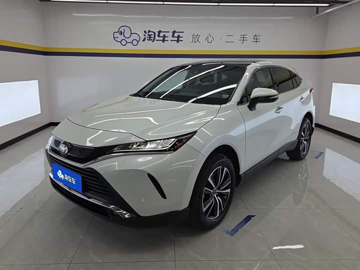 Фото 1 - Toyota Harrier