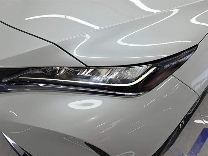 Фото 5 - Toyota Harrier