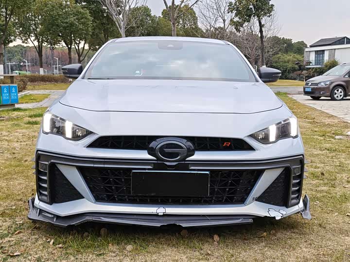 Фото 2 - GAC Trumpchi Empow R