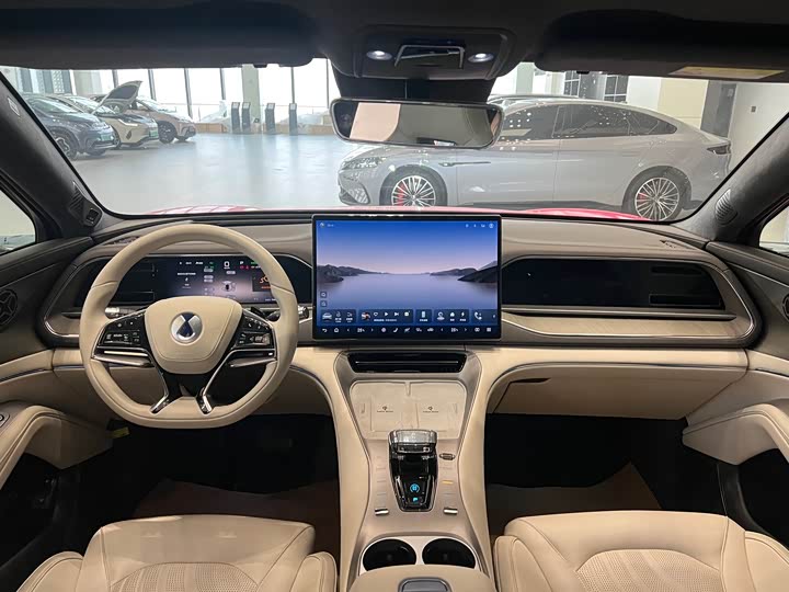 Фото 5 - Denza N7