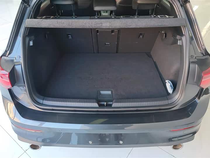 Фото 4 - Volkswagen Golf GTI