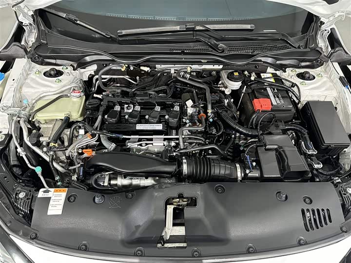 Фото 4 - Honda Civic