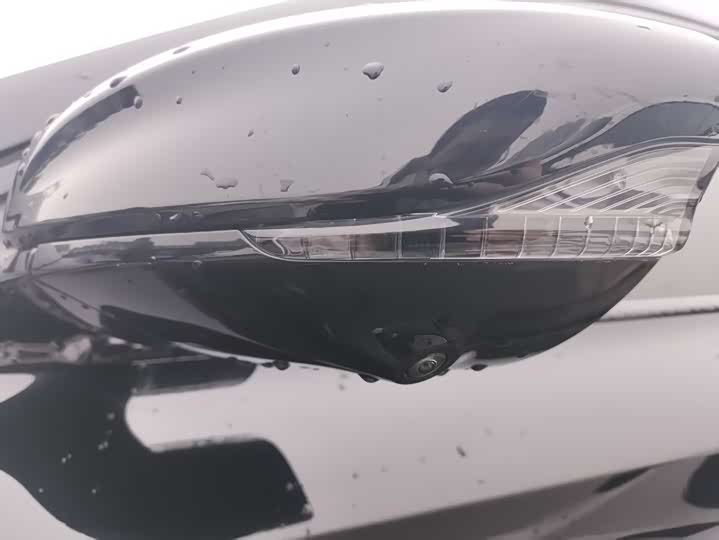 Фото 4 - MG Motor 5 Scorpio