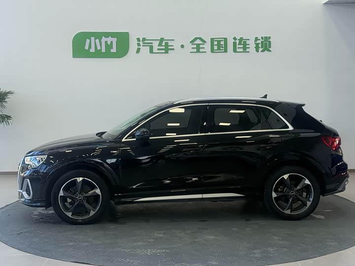 Фото 6 - Audi Q3