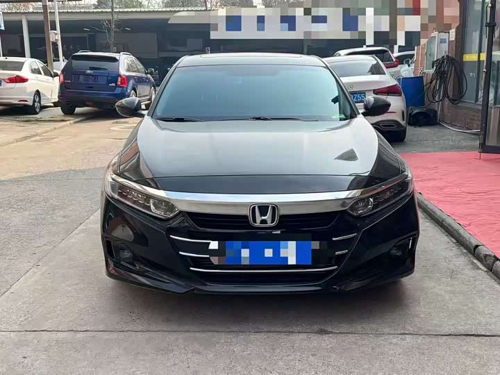 Фото 2 - Honda Accord