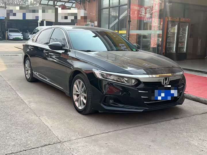 Фото 3 - Honda Accord