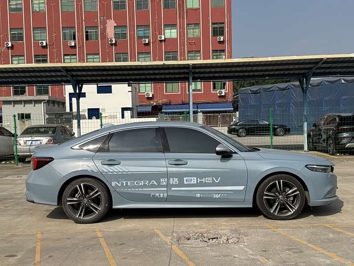 Фото 3 - Honda Integra