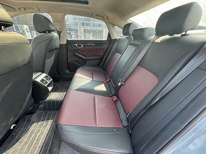 Фото 8 - Honda Integra