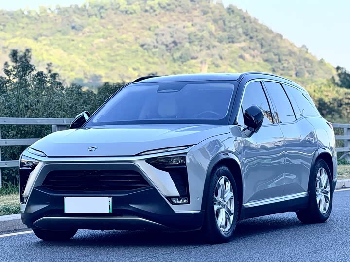 Фото 1 - Nio ES8