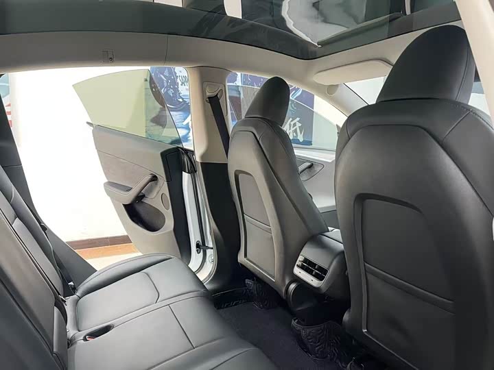 Фото 7 - Tesla Model Y