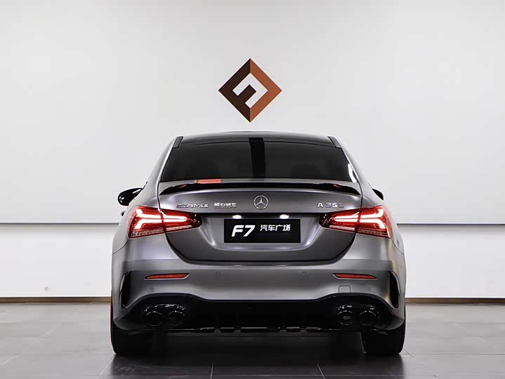 Фото 5 - Mercedes-Benz A-Class AMG