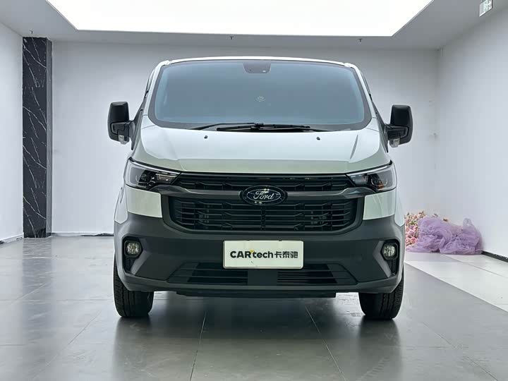 Фото 2 - Ford Transit