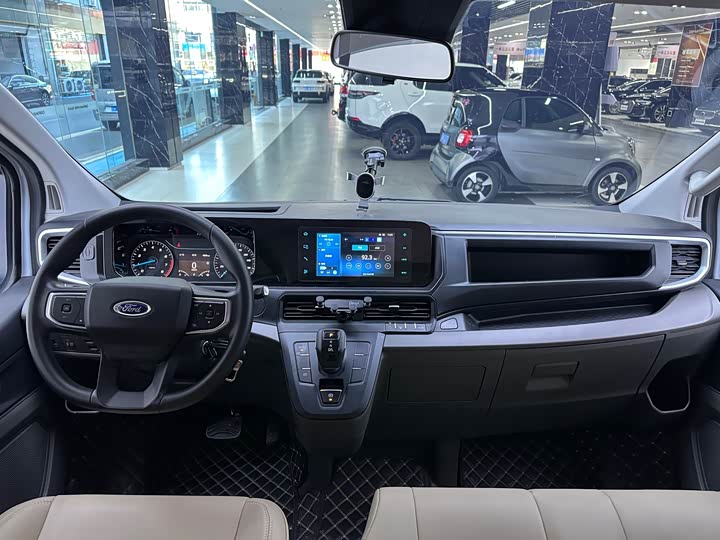 Фото 7 - Ford Transit