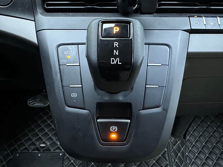 Фото 9 - Ford Transit