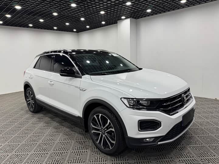 Фото 1 - Volkswagen T-Roc