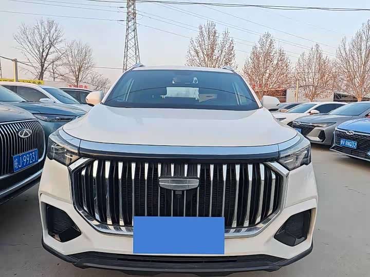 Фото 2 - Geely Okavango L