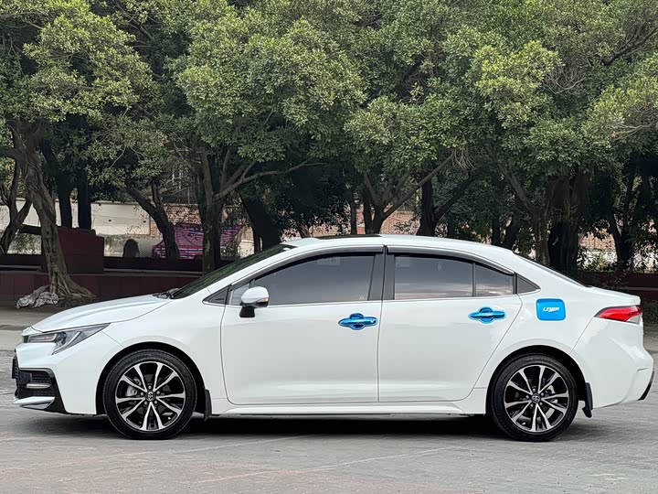 Фото 3 - Toyota Levin