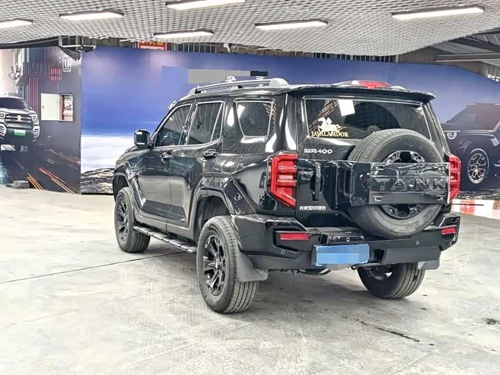 Фото 9 - Tank 400