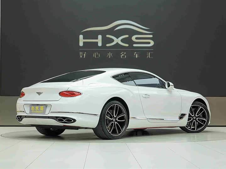 Фото 4 - Bentley Continental GT