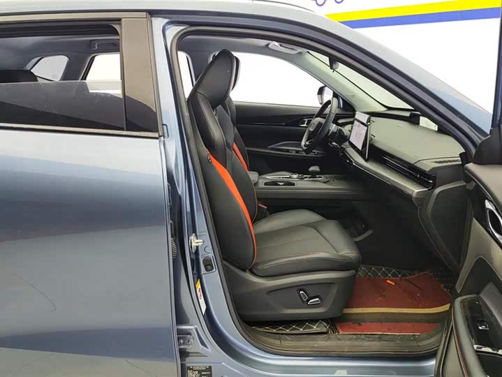 Фото 8 - Changan Oshan Z6