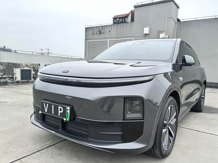 Фото 1 - LiXiang L6