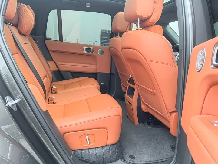 Фото 8 - LiXiang L6