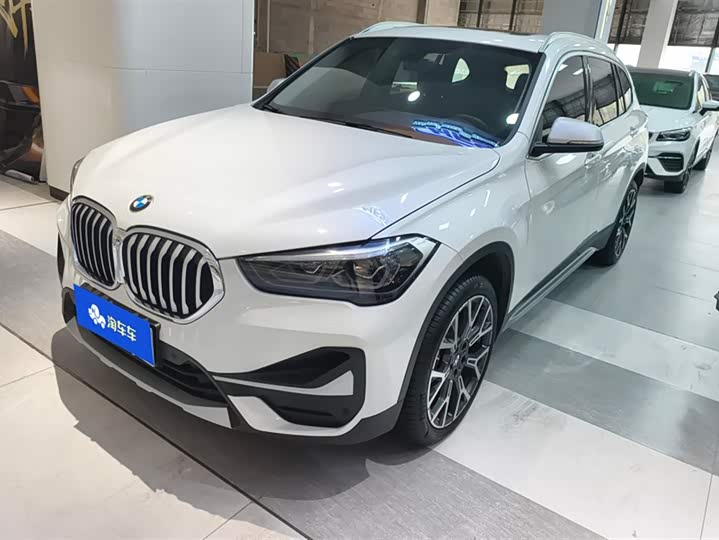 Фото 1 - BMW X1