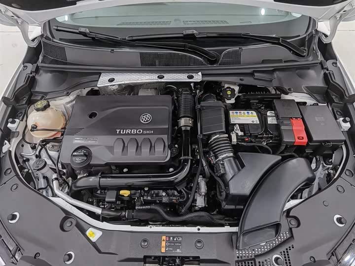 Фото 6 - Buick Verano