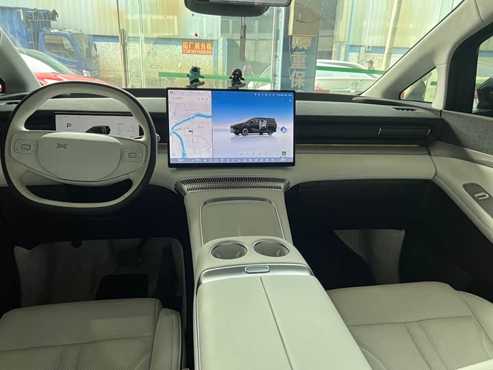Фото 7 - XPeng X9