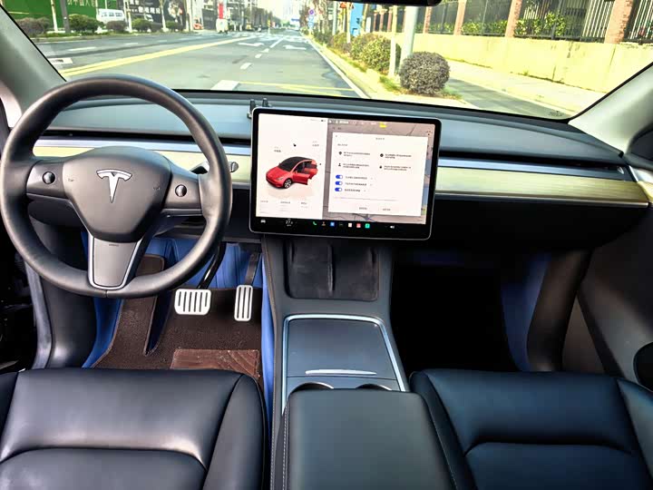 Фото 8 - Tesla Model Y