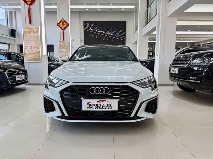 Фото 2 - Audi A3