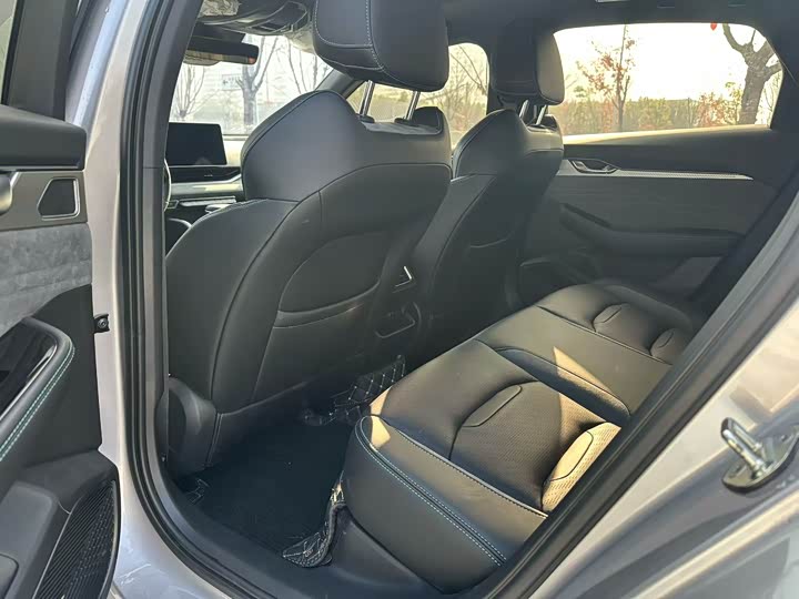 Фото 5 - Geely Preface