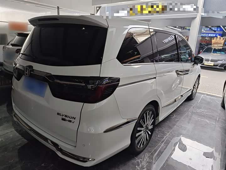 Фото 7 - Honda Elysion