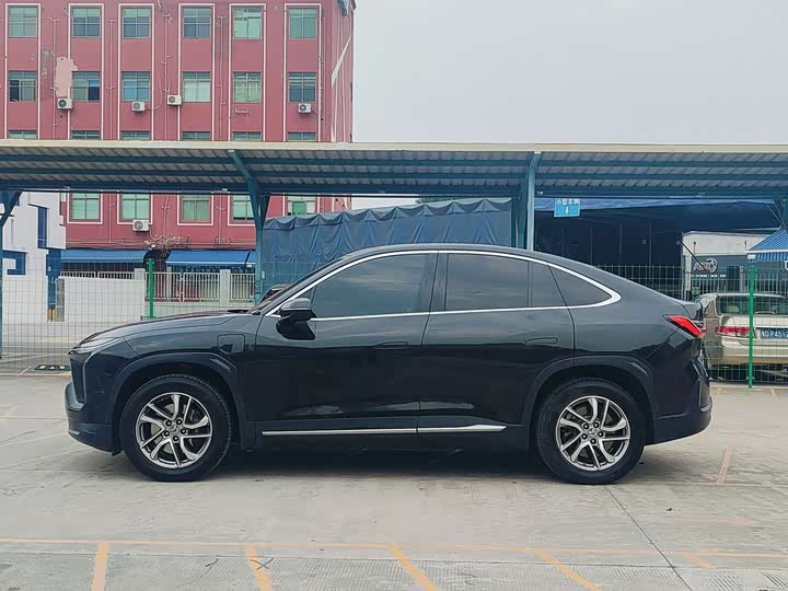 Фото 6 - Nio EC6