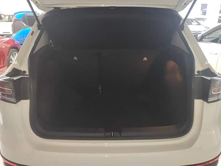 Фото 4 - Volkswagen Tharu