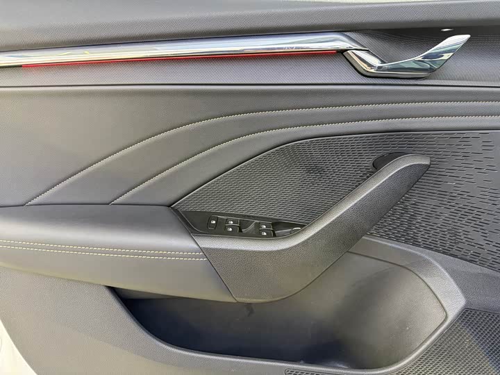 Фото 7 - Skoda Octavia Pro