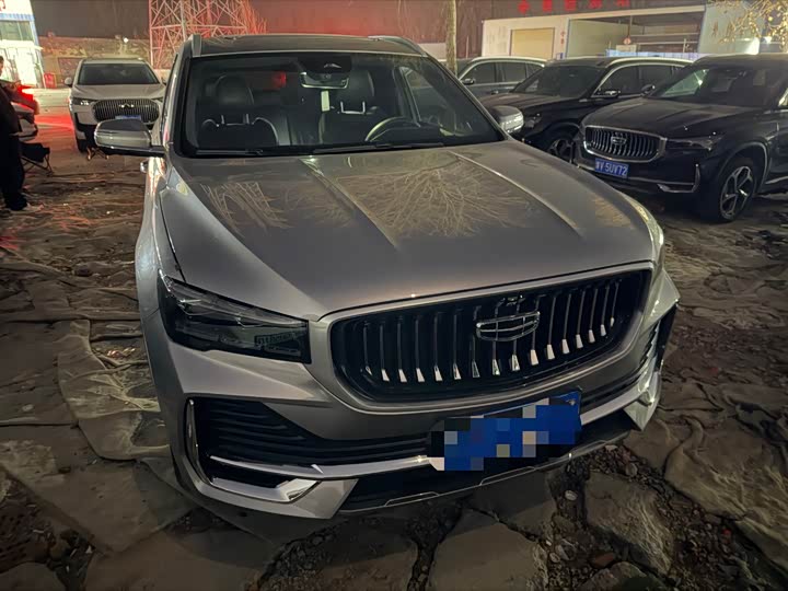 Фото 2 - Geely Monjaro