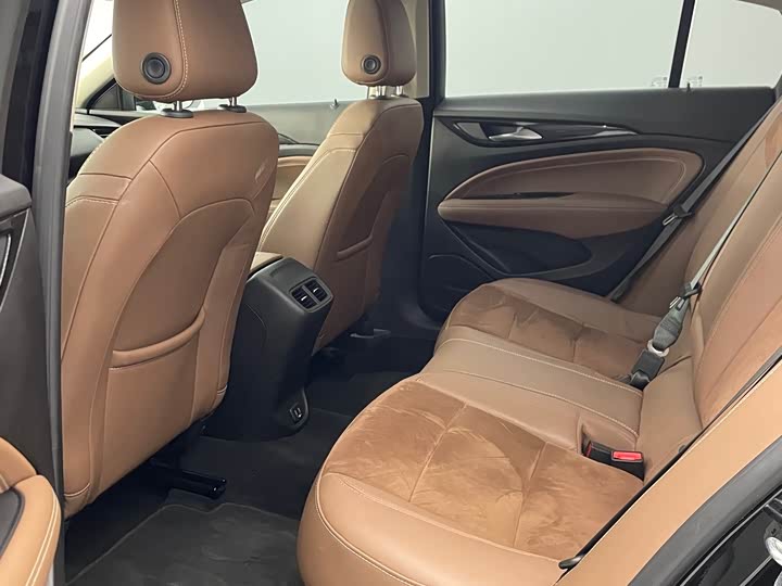 Фото 5 - Buick Regal