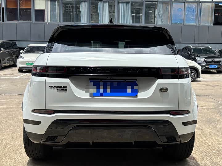 Фото 8 - Land Rover Range Rover Evoque L