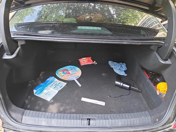 Фото 4 - Volkswagen Passat