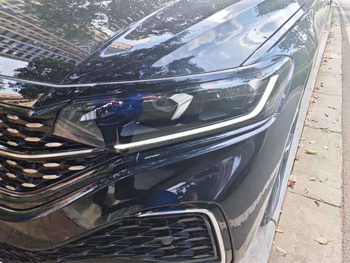 Фото 5 - Volkswagen Passat