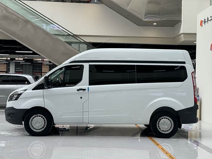 Фото 4 - Ford Transit