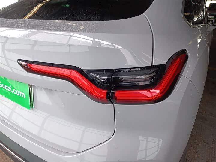 Фото 8 - Nio EC6