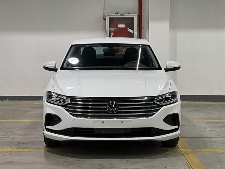 Фото 2 - Volkswagen Lavida