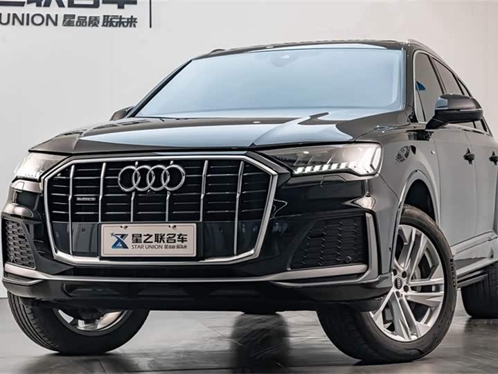 Фото 3 - Audi Q7