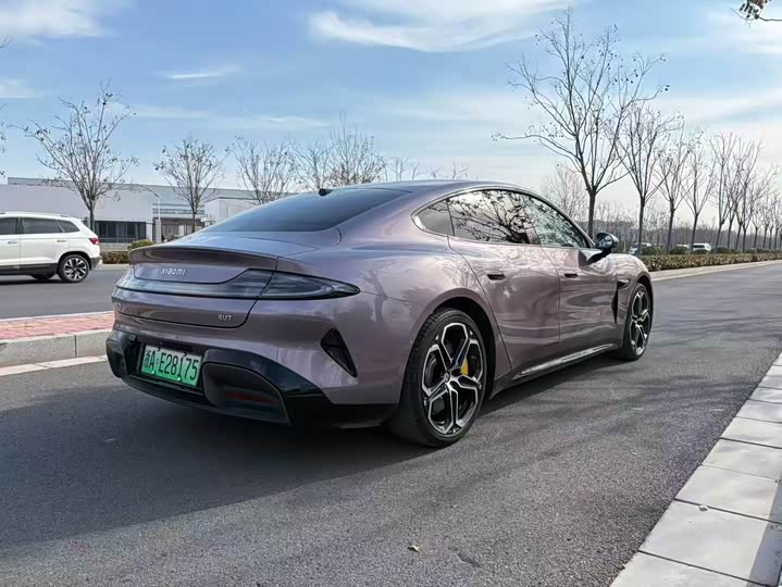 Фото 4 - Xiaomi SU7