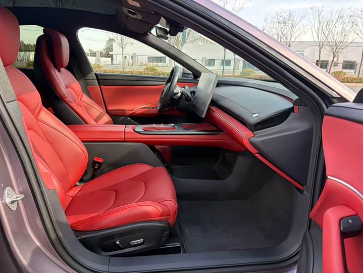 Фото 9 - Xiaomi SU7